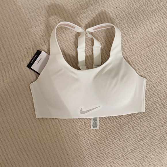 Nike bra - Picture 5 of 5